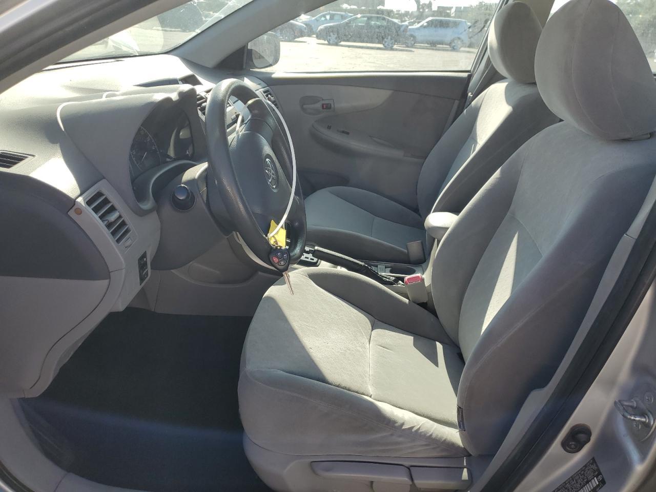 2009 Toyota Corolla Base - Фото 7