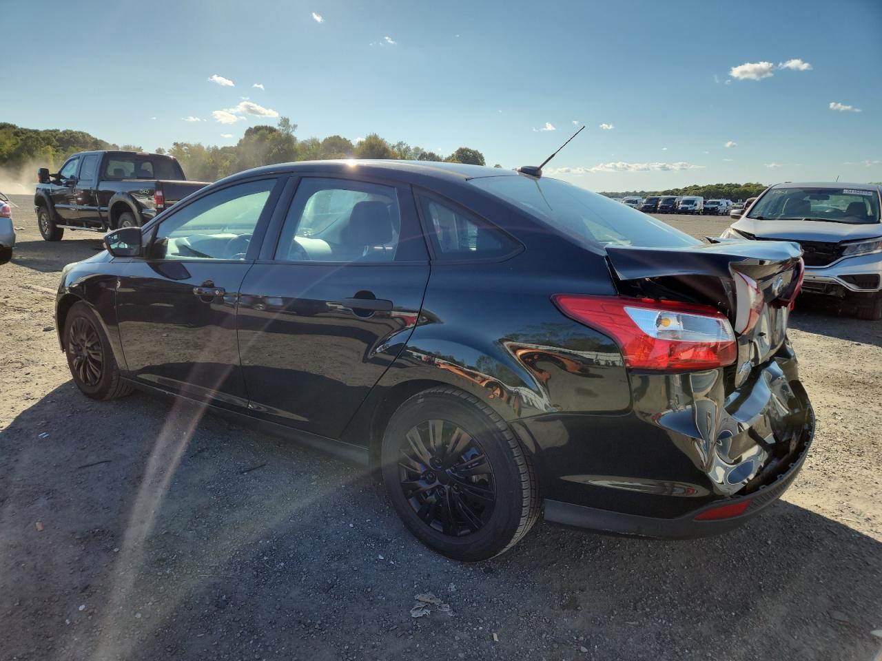 2014 Ford Focus S - Фото 2