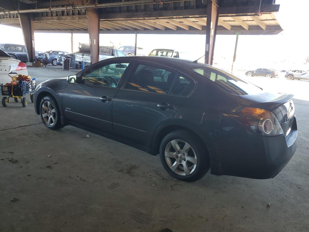 2009 Nissan Altima Hybrid - Фото 2