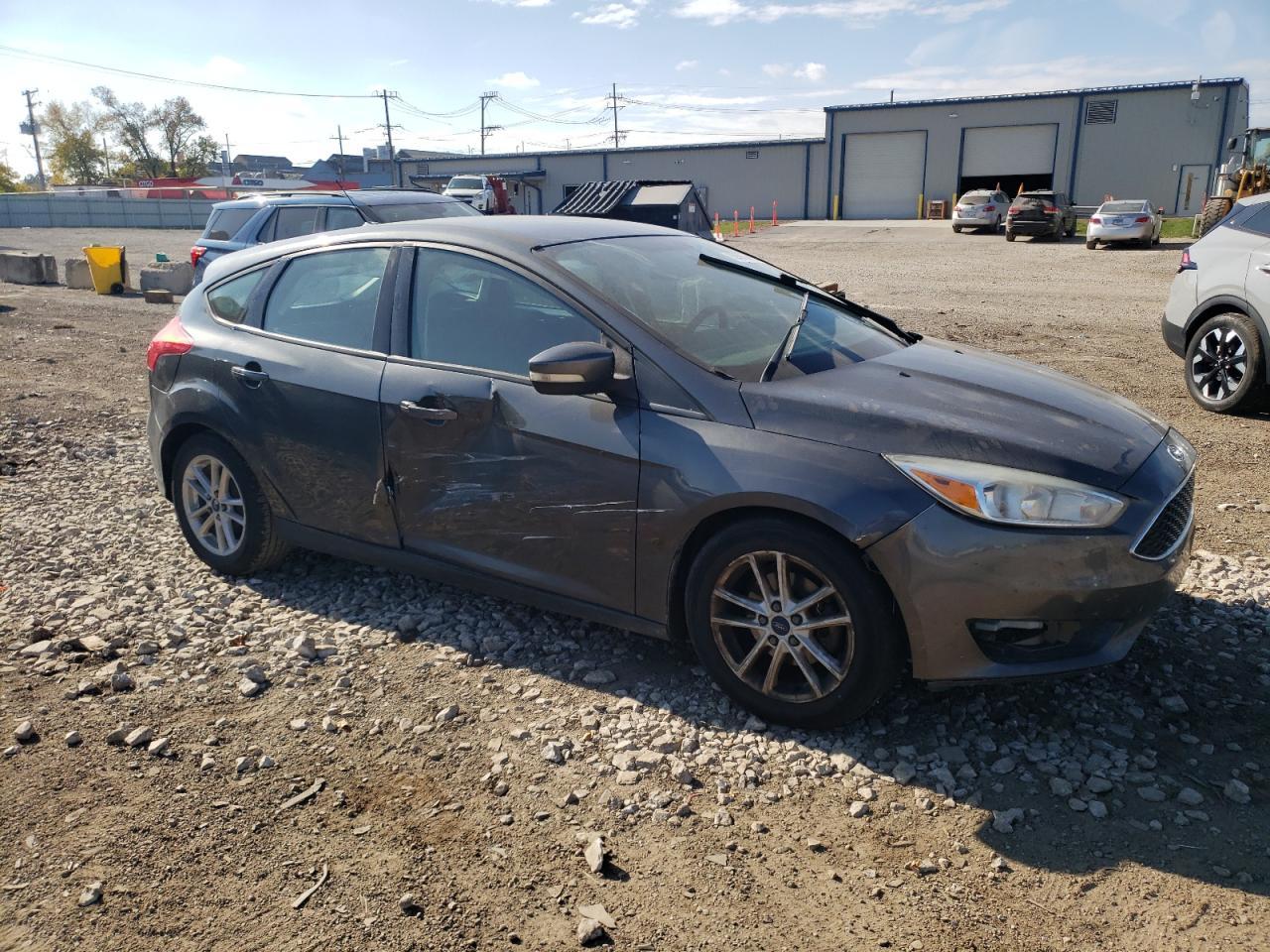 2017 Ford Focus Se - Фото 4