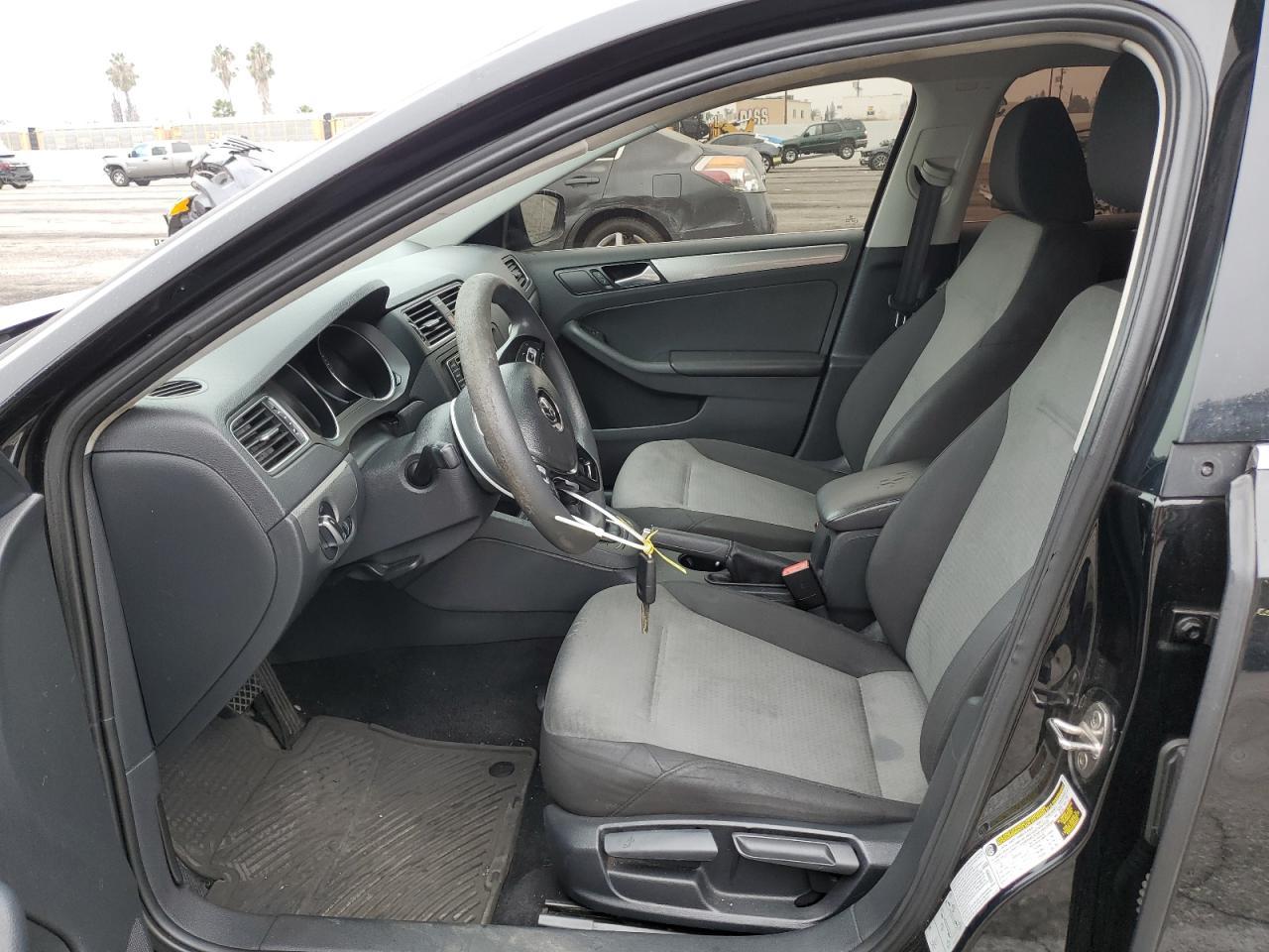 2017 Volkswagen Jetta S - Image 7