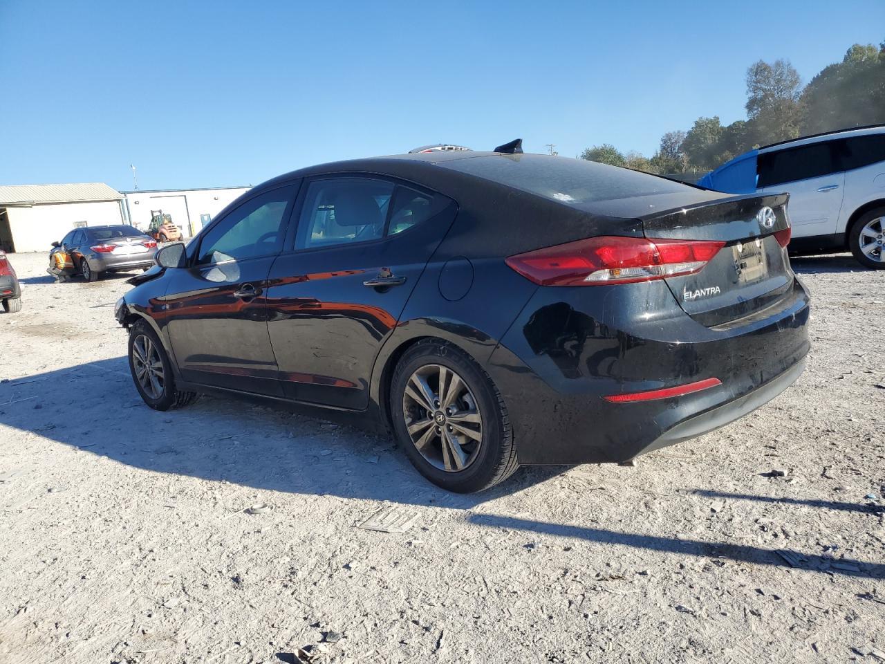 2018 Hyundai Elantra Sel - Image 2