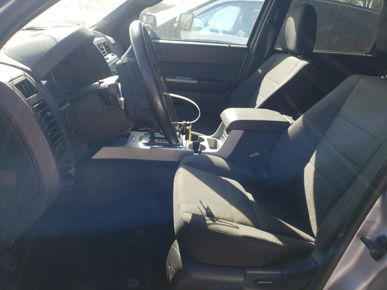 2011 Ford Escape Xlt - Image 7