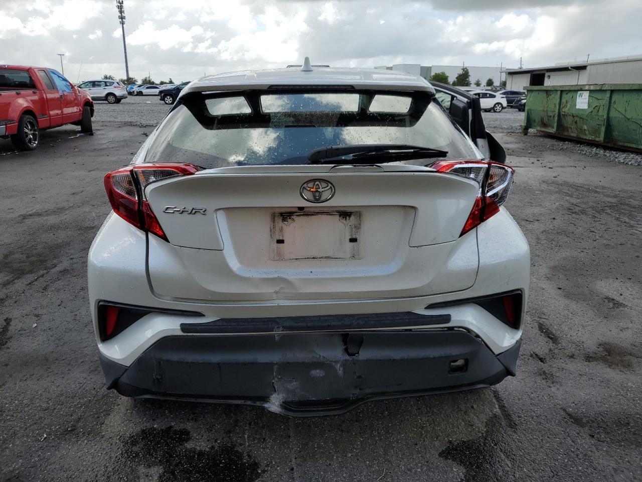 2019 Toyota C-Hr Xle - Фото 6
