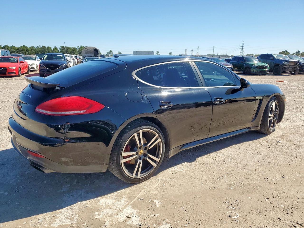 2014 Porsche Panamera 2 - Image 3
