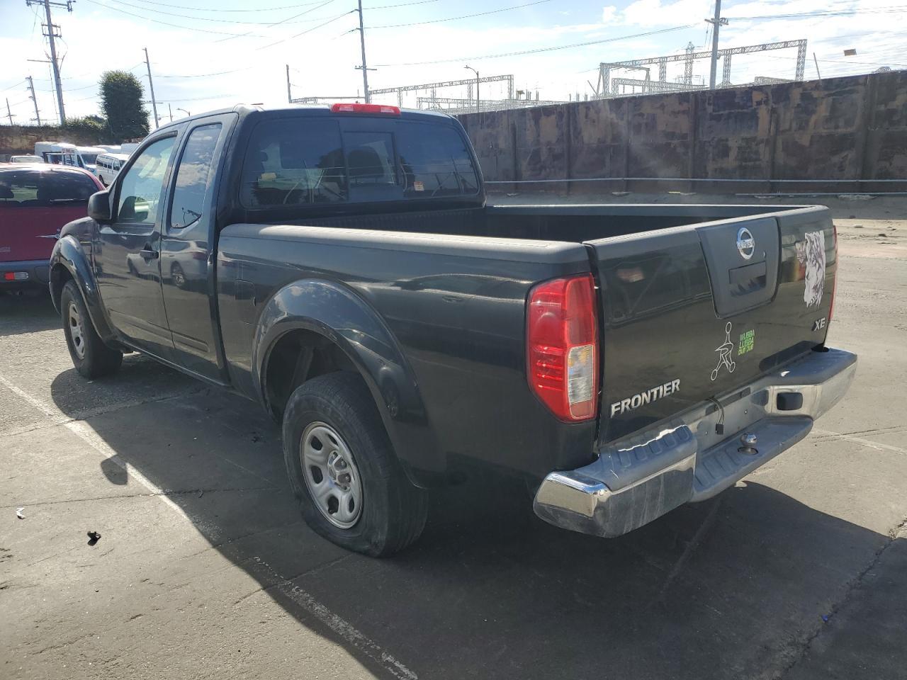 2006 Nissan Frontier King Cab Xe - Фото 2