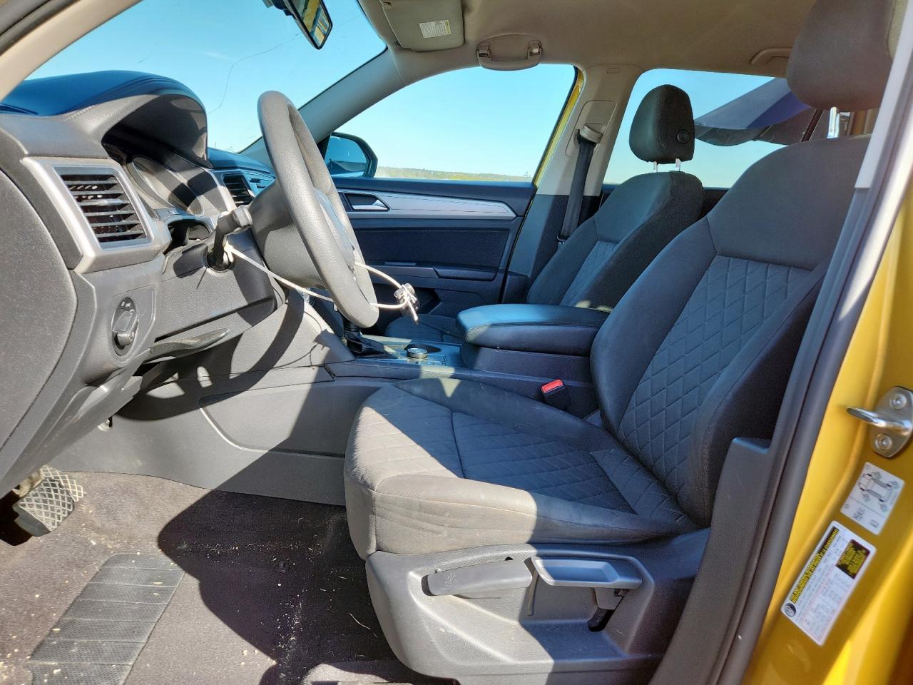 2018 Volkswagen Atlas S - Image 7