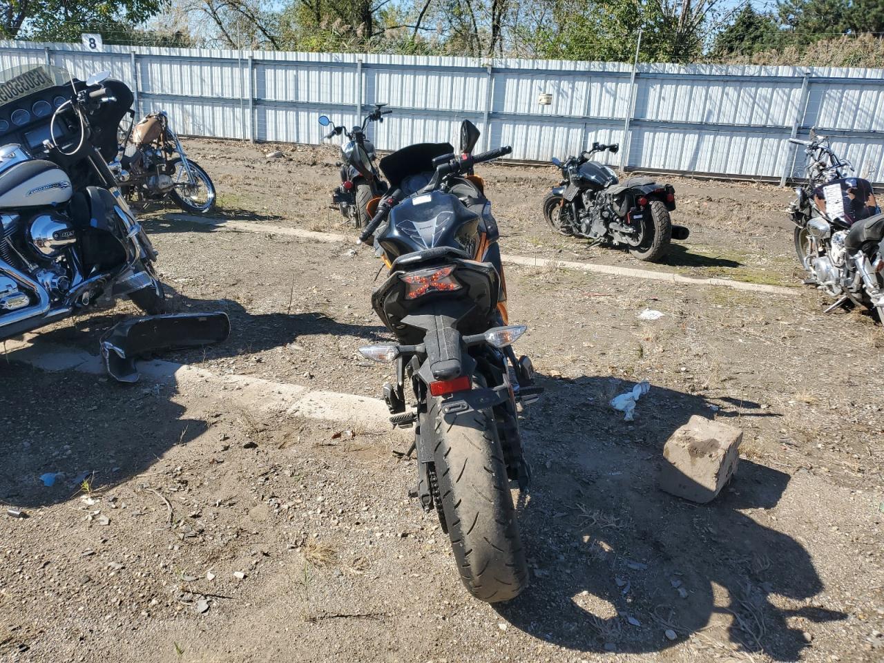 2019 Kawasaki Ex650 F - Фото 4
