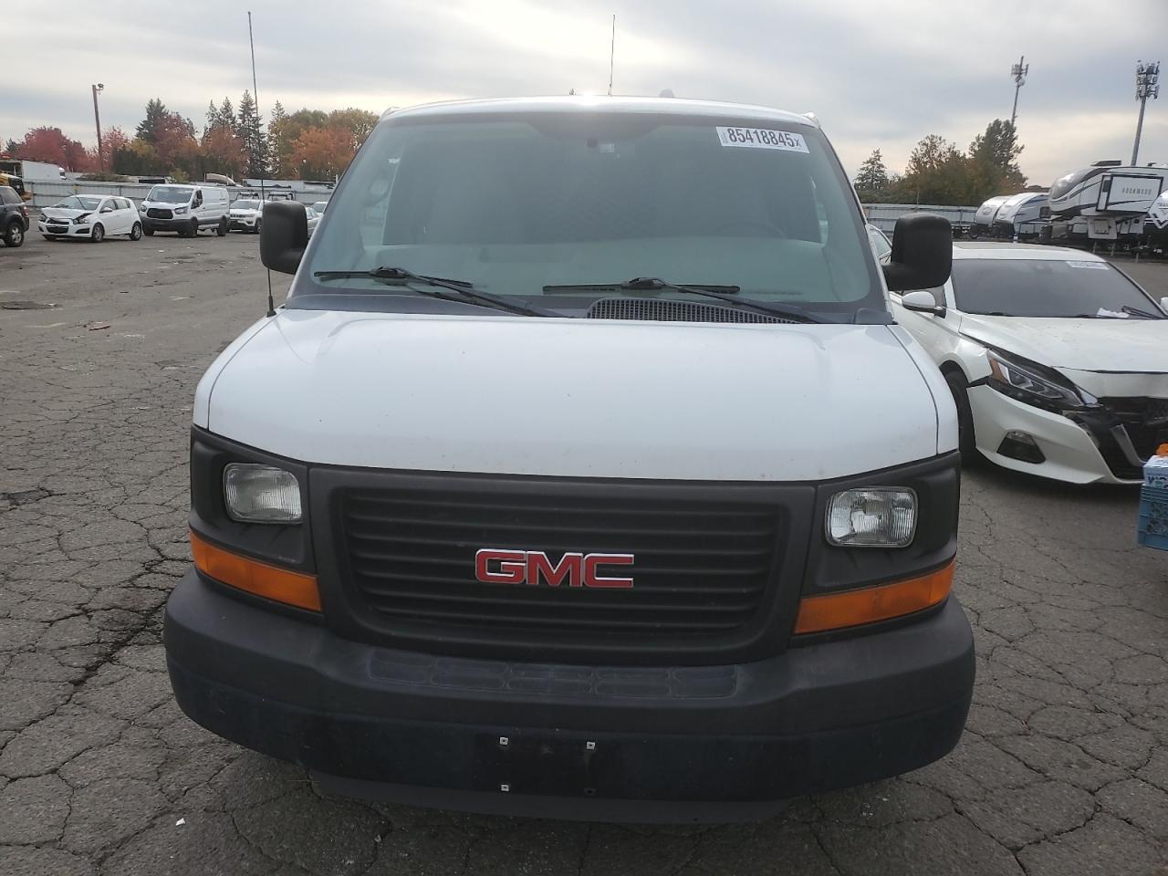 2010 GMC Savana G2500 - Фото 5