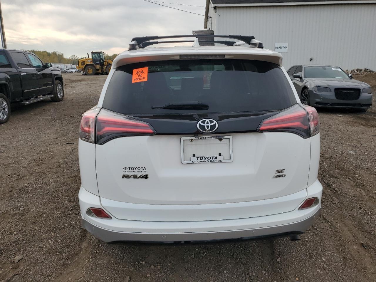 2016 Toyota Rav4 Se - Image 6