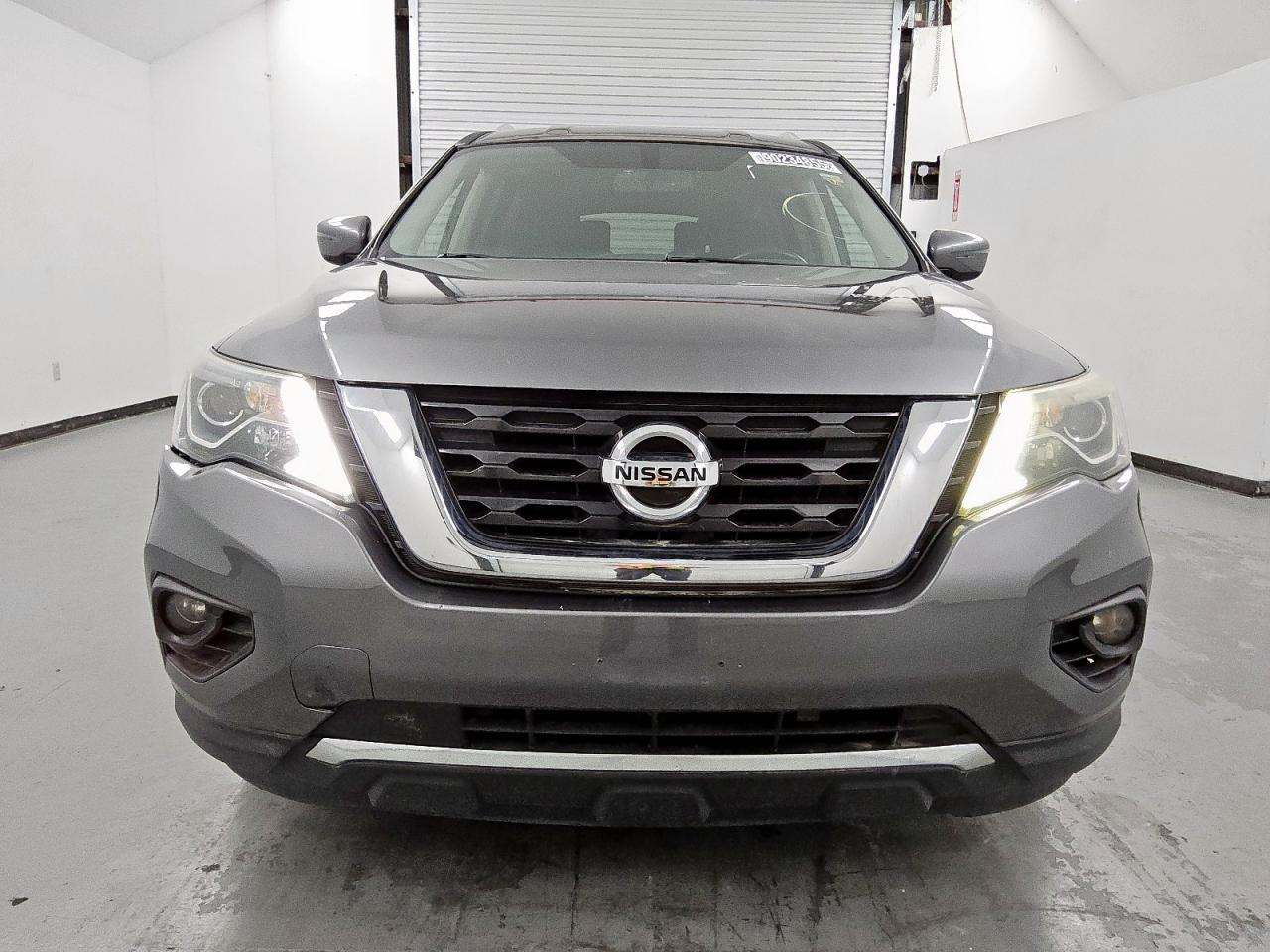 2018 Nissan Pathfinder Sv - Image 5