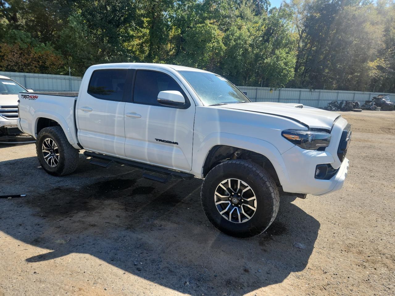 2023 Toyota Tacoma Double Cab - Image 4