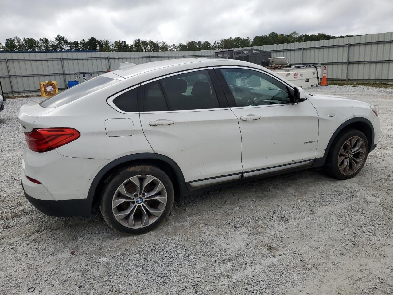 2018 BMW X4 xDrive28I - Фото 3