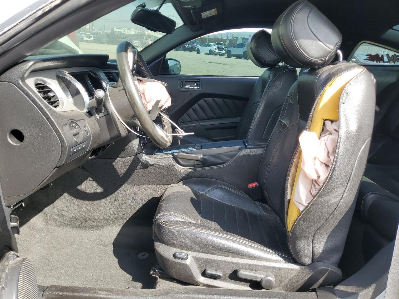 2012 Ford Mustang - Фото 7