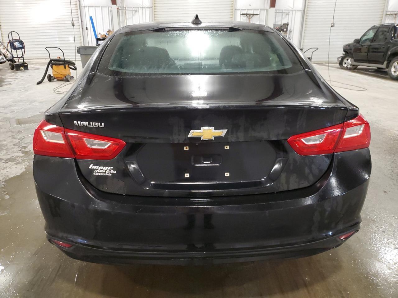 2018 Chevrolet Malibu Ls - Фото 6