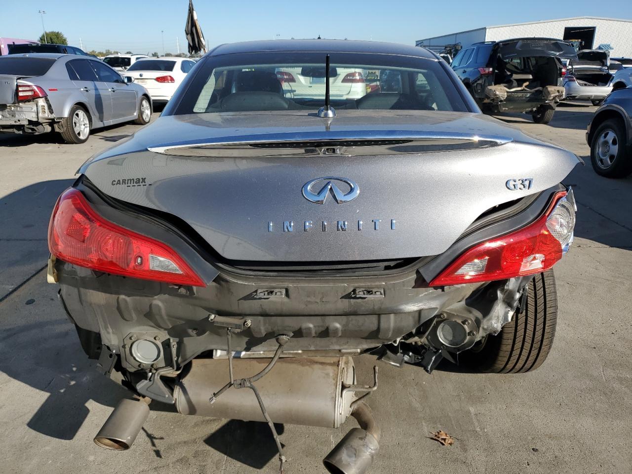 2011 Infiniti G37 Base - Image 6