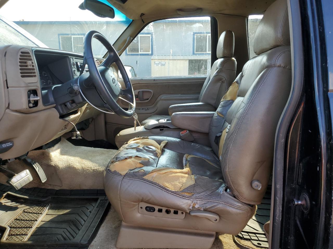 1999 Chevrolet Tahoe K1500 - Фото 7