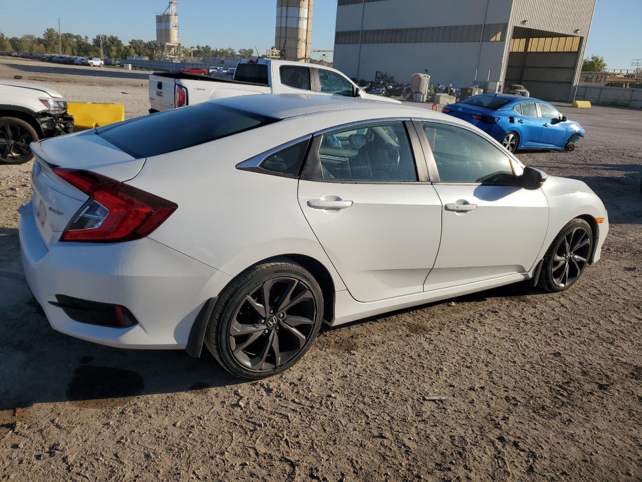 2020 Honda Civic Sport - Фото 3
