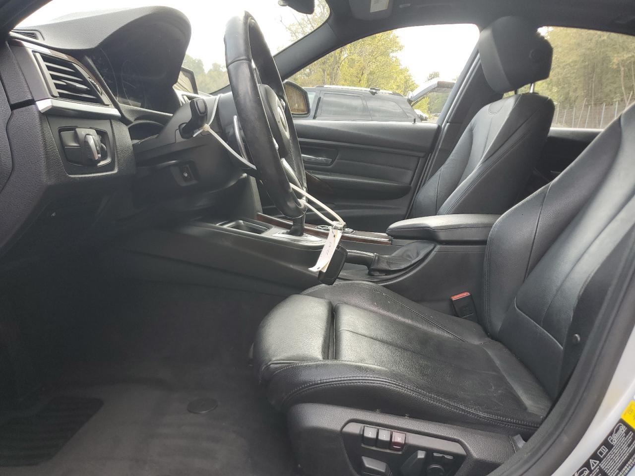 2013 BMW 335 Xi - Фото 7