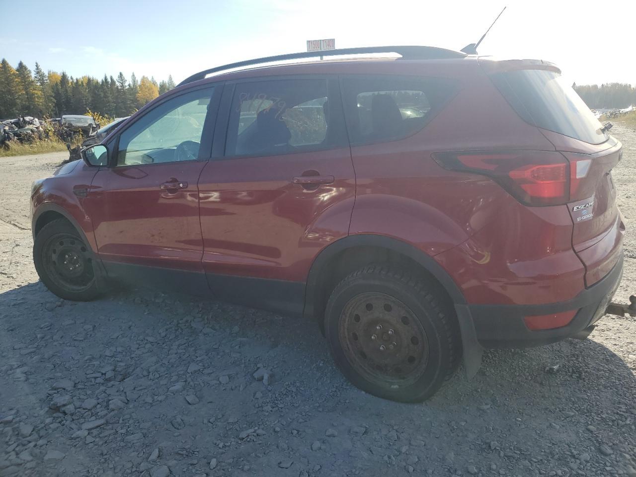 2019 Ford Escape Se - Фото 2