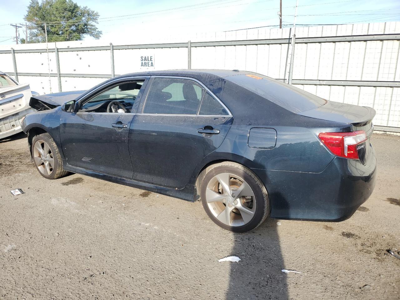 2013 Toyota Camry Se - Фото 2