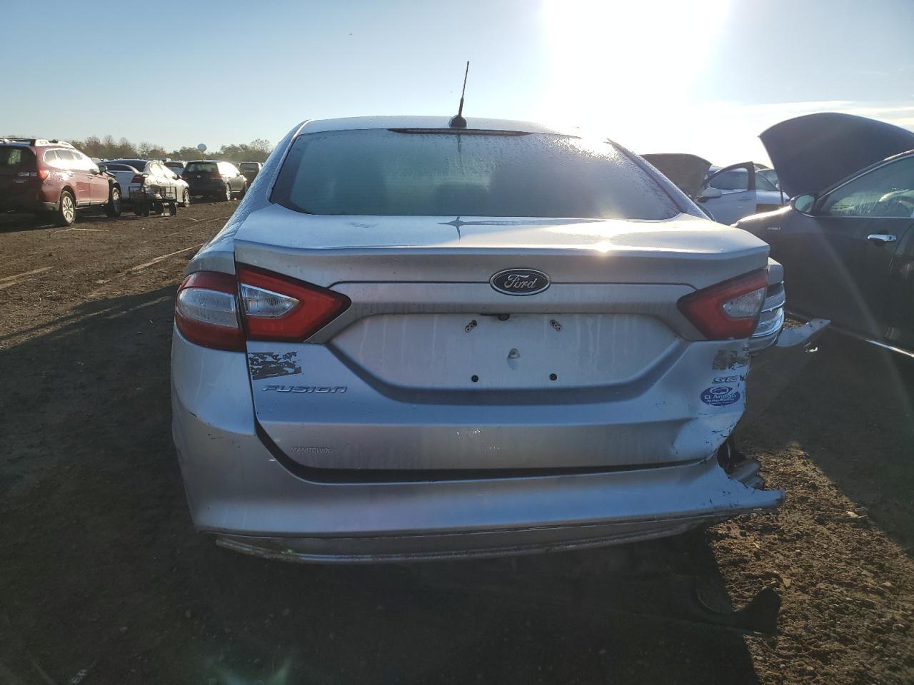 2015 Ford Fusion Se - Фото 6