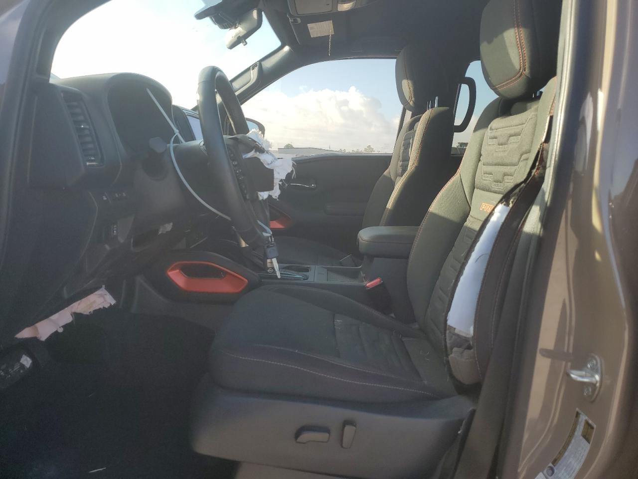 2023 Nissan Frontier S - Image 7