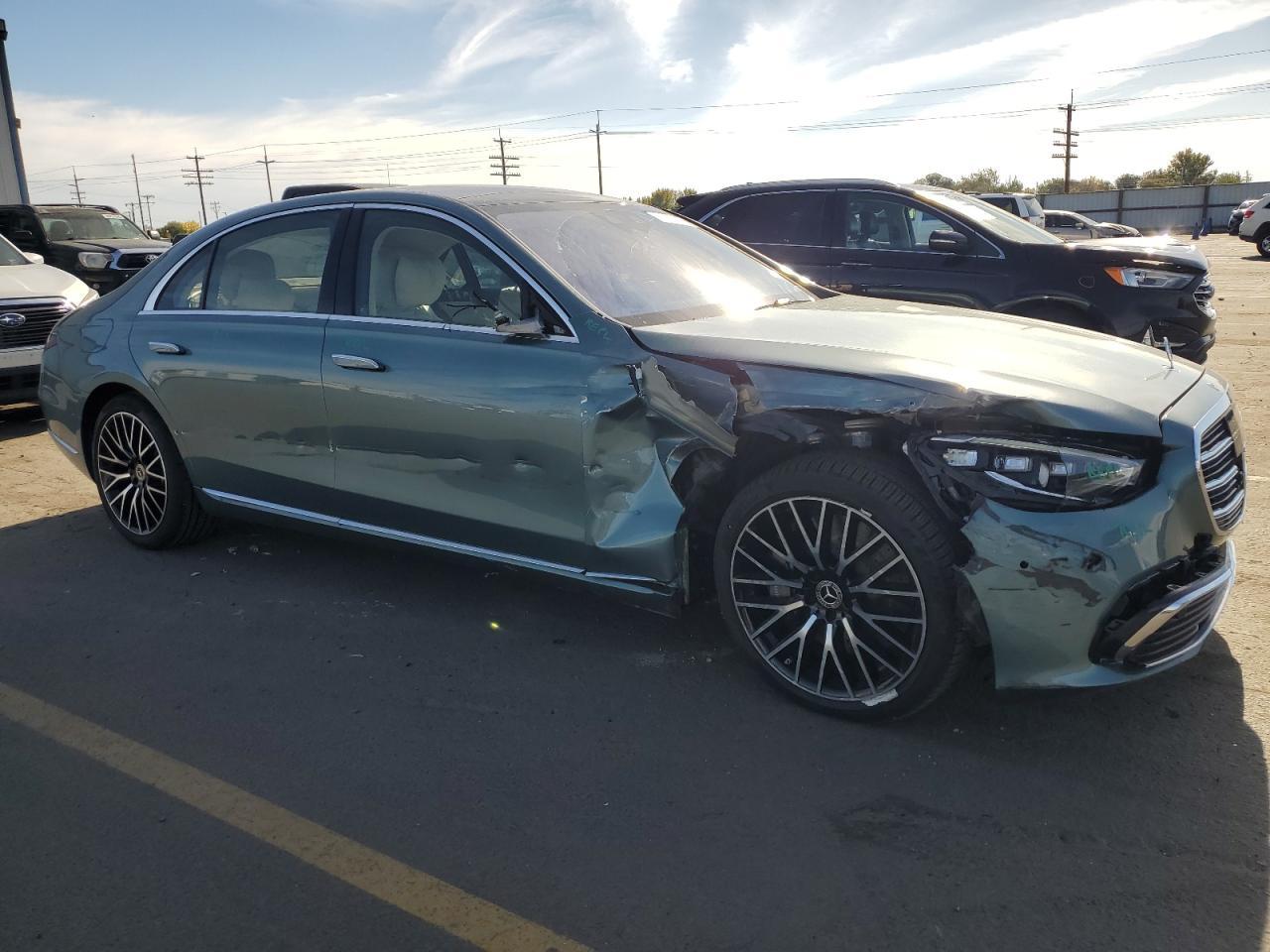 2025 Mercedes-Benz S 500 4Matic - Image 4