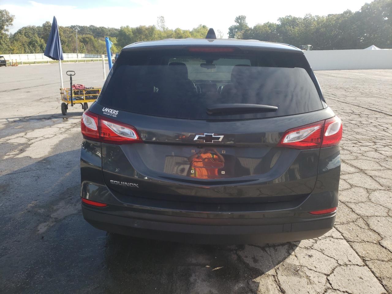 2020 Chevrolet Equinox Ls - Image 6