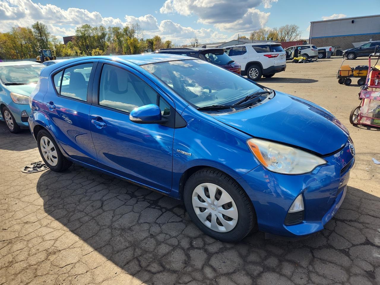 2012 Toyota Prius C One - Фото 4