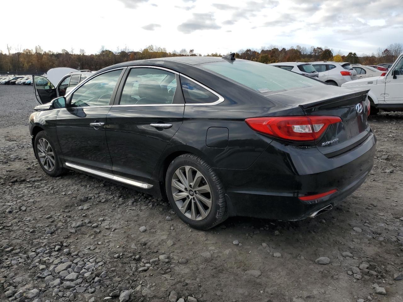 2017 Hyundai Sonata Sport - Фото 2