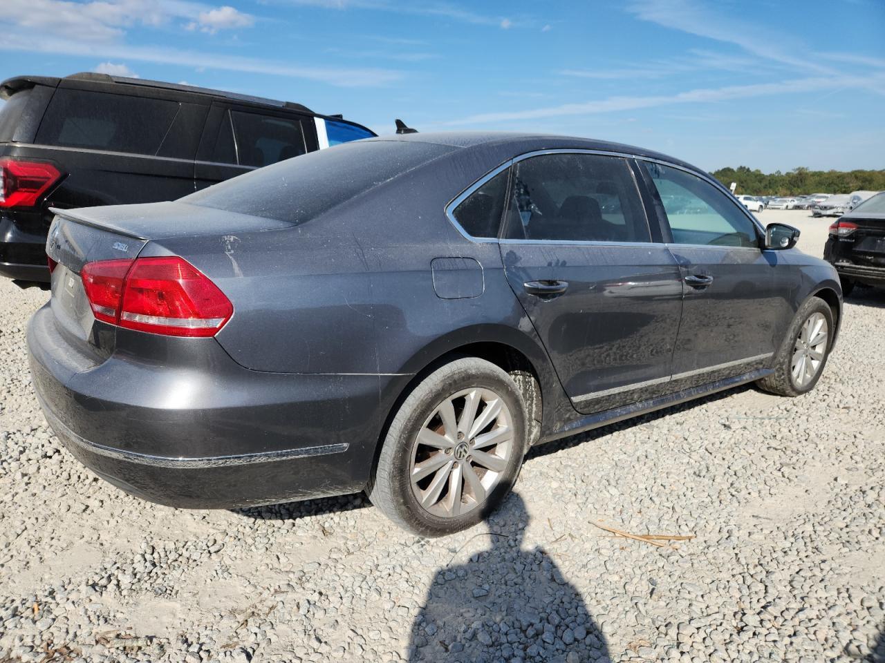 2013 Volkswagen Passat Sel - Фото 3