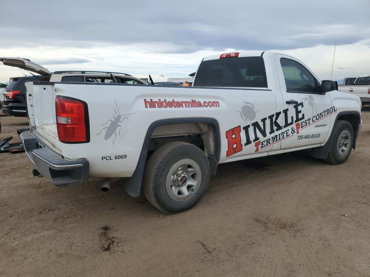 2015 GMC Sierra C1500 - Image 3