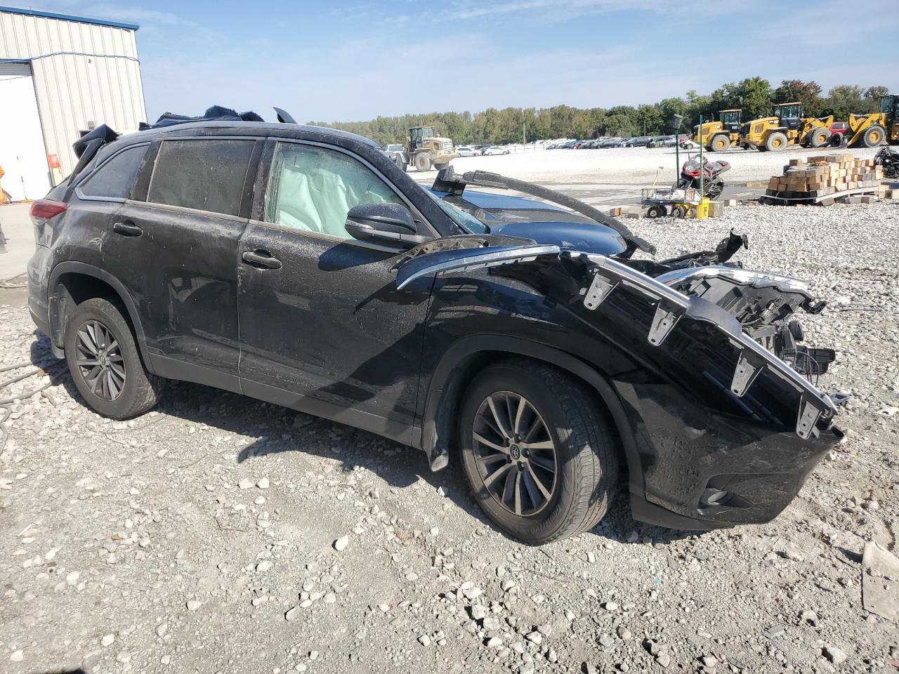 2019 Toyota Highlander Se - Фото 4