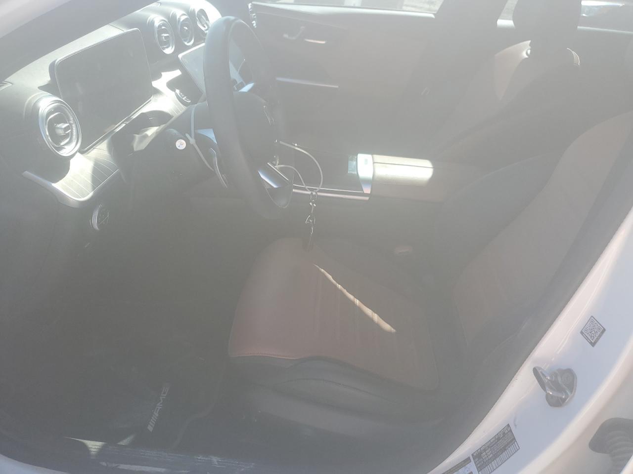 2023 Mercedes-Benz C 300 - Фото 7