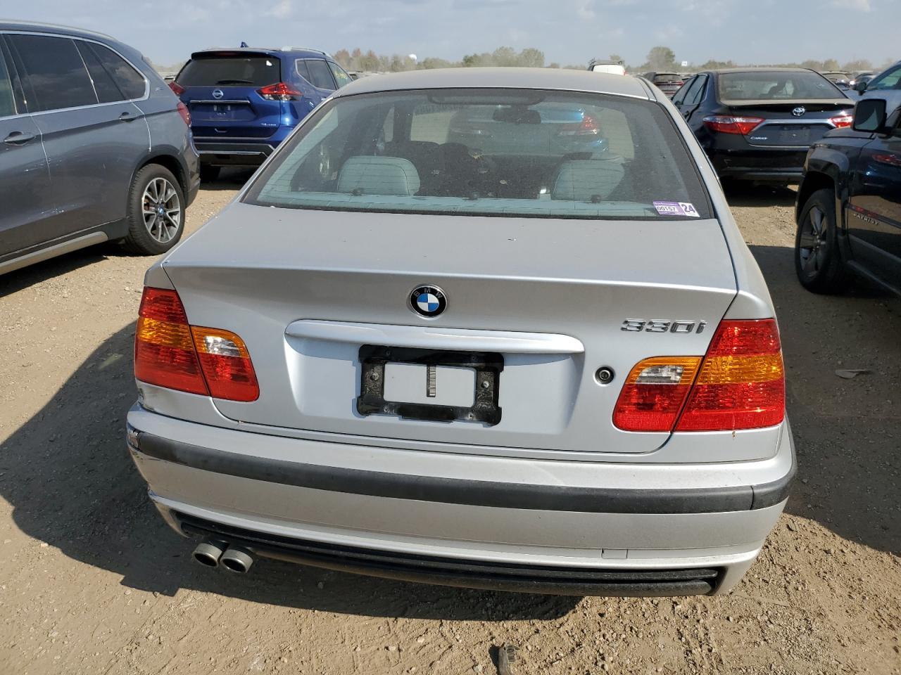 2002 BMW 330 I - Image 6