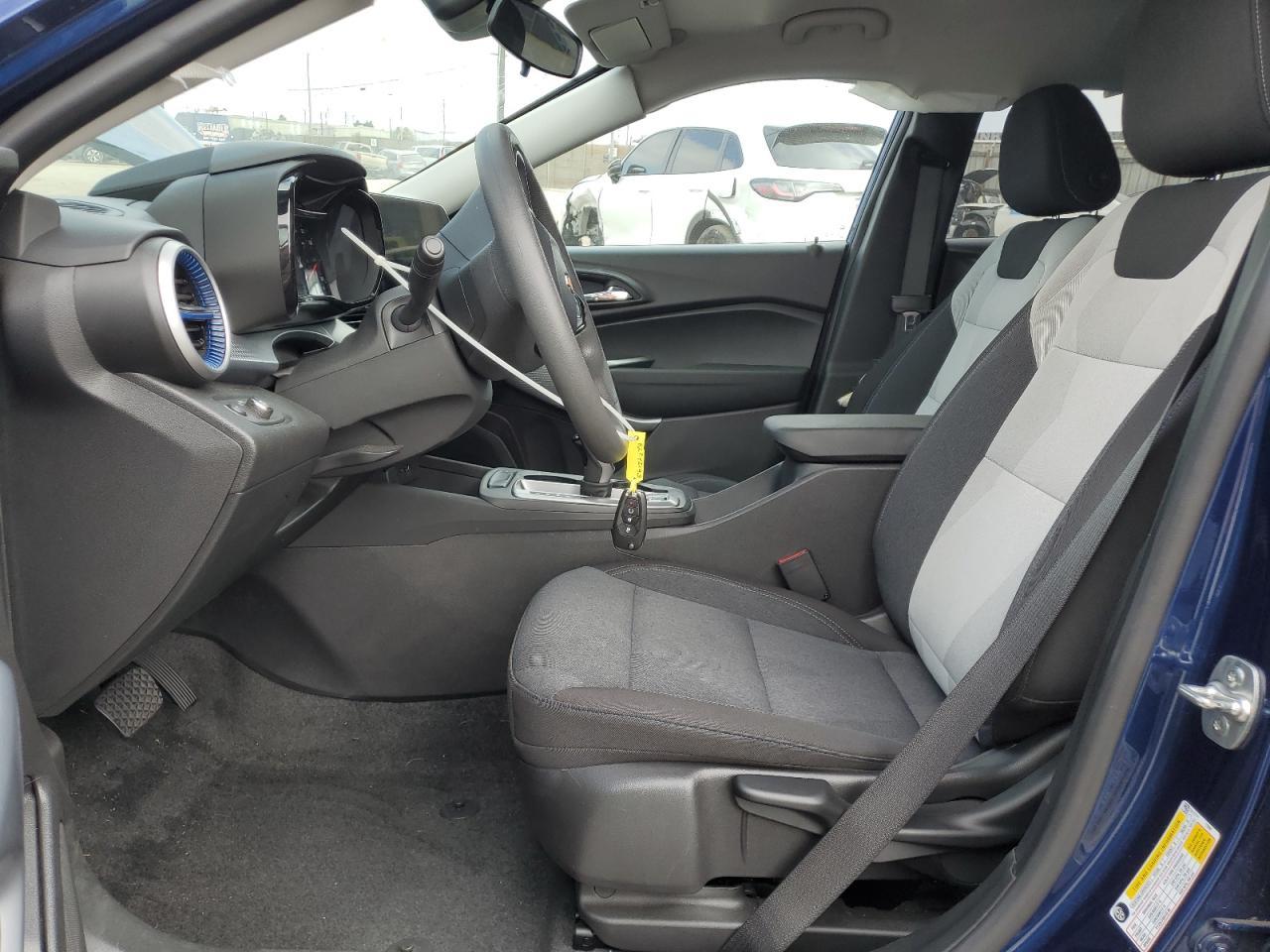 2024 Chevrolet Trax Ls - Фото 7