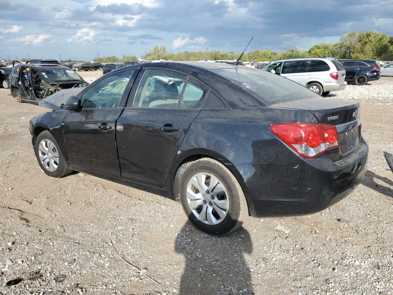 2013 Chevrolet Cruze Ls - Фото 2