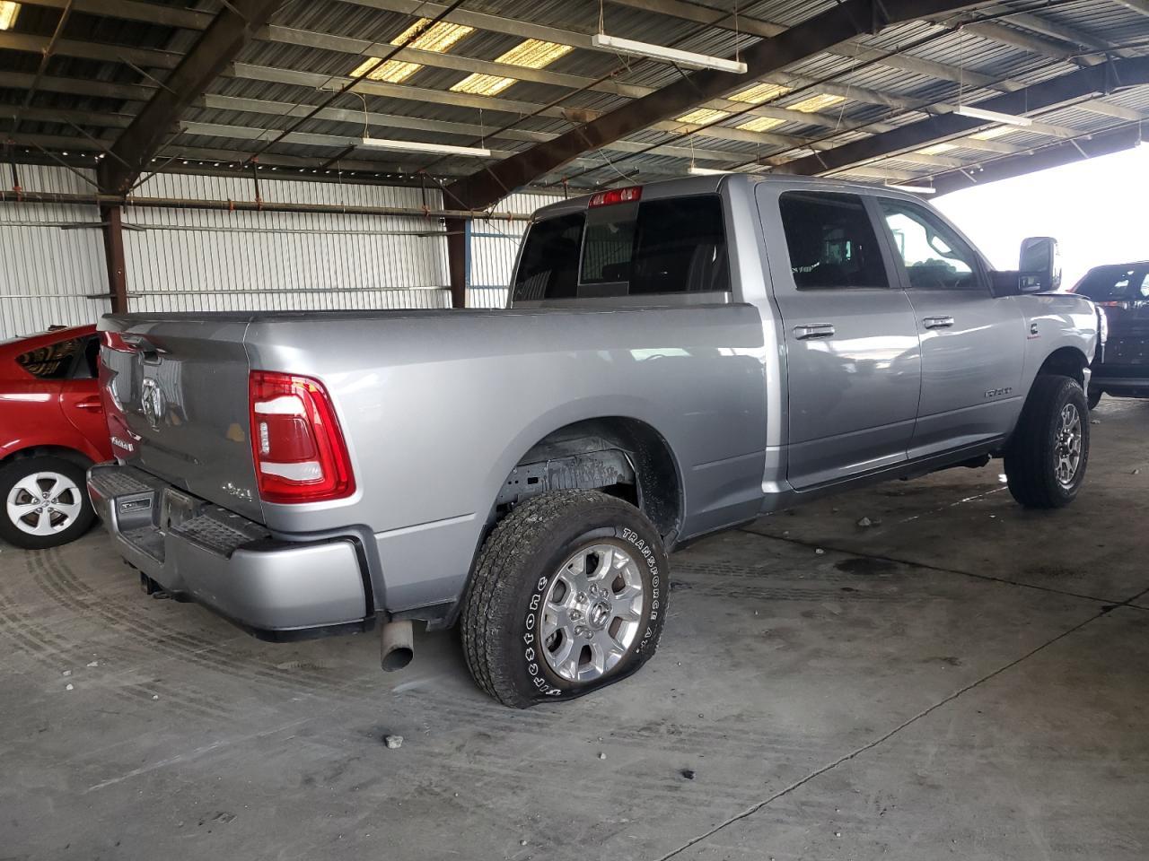 2024 Ram 2500 Laramie - Фото 3