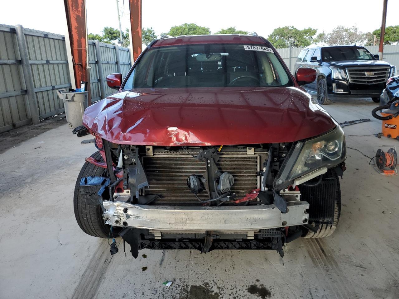 2017 Nissan Pathfinder S - Фото 5