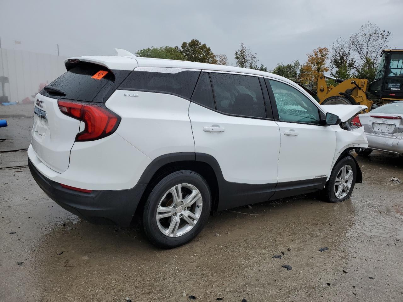 2020 GMC Terrain Sle - Image 3