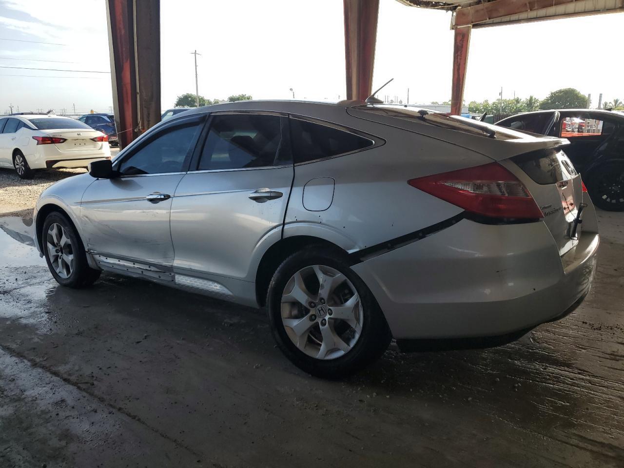 2010 Honda Accord Crosstour Exl - Image 2
