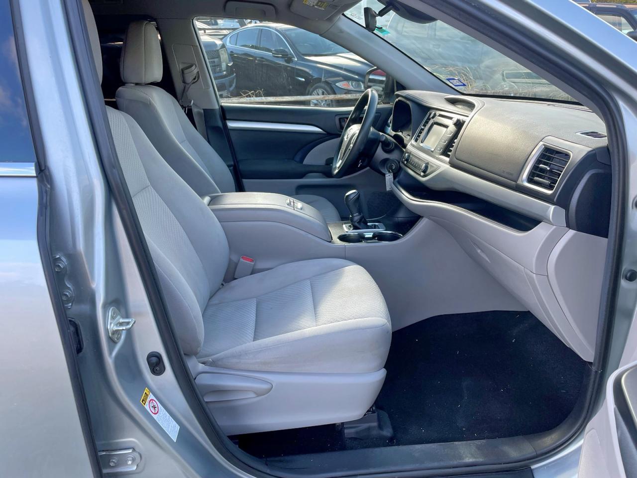 2019 Toyota Highlander Le - Фото 5