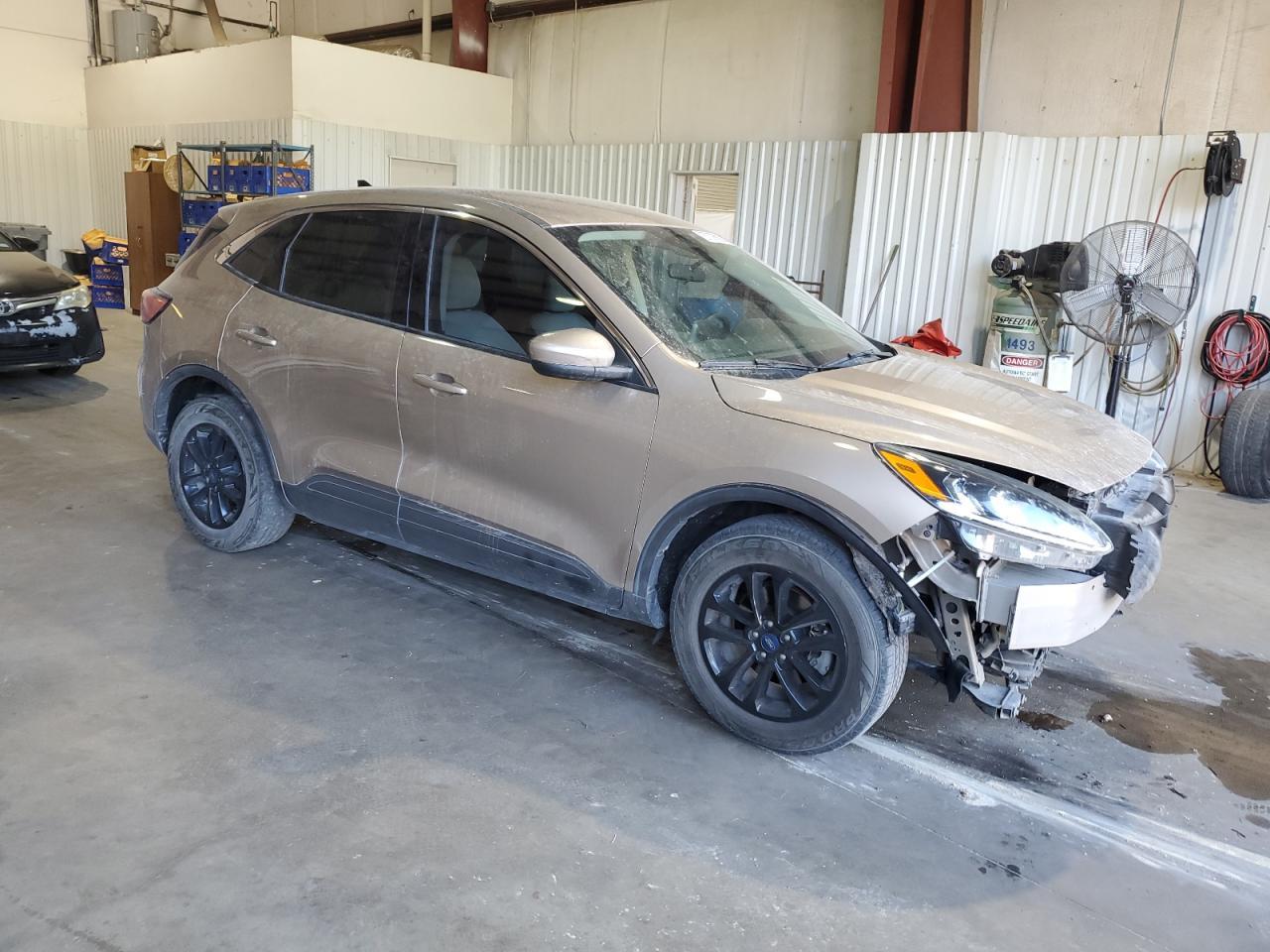 2020 Ford Escape Se - Фото 4