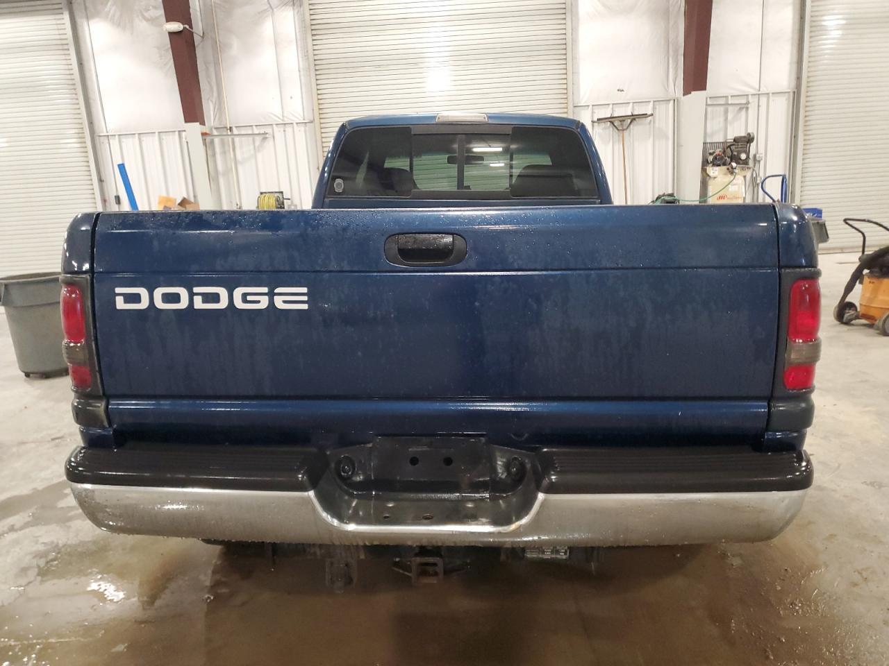 2001 Dodge Ram 2500 - Фото 6