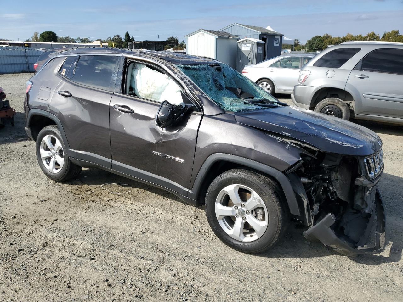 2020 Jeep Compass Latitude - Фото 4