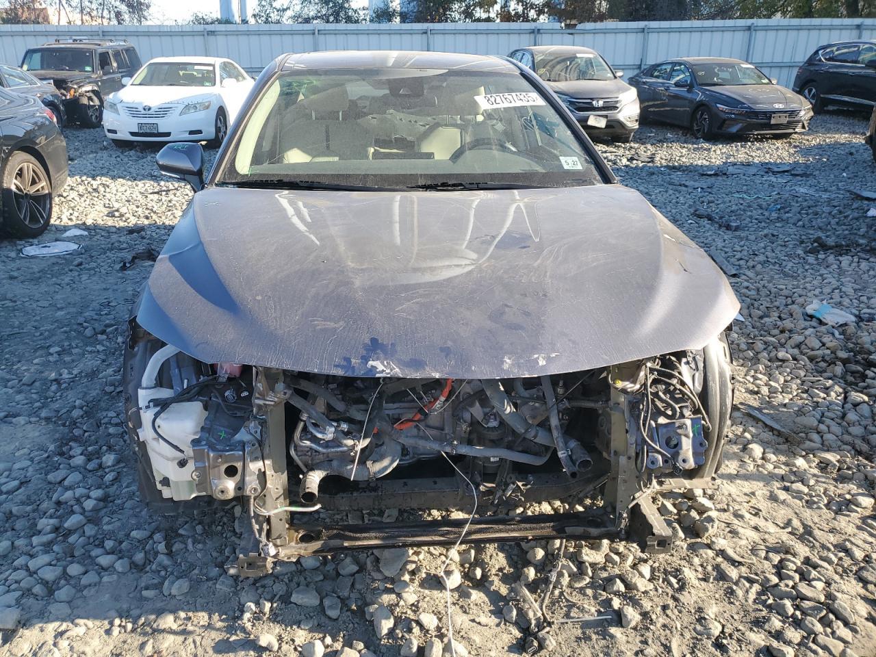 2022 Toyota Camry Le - Фото 5