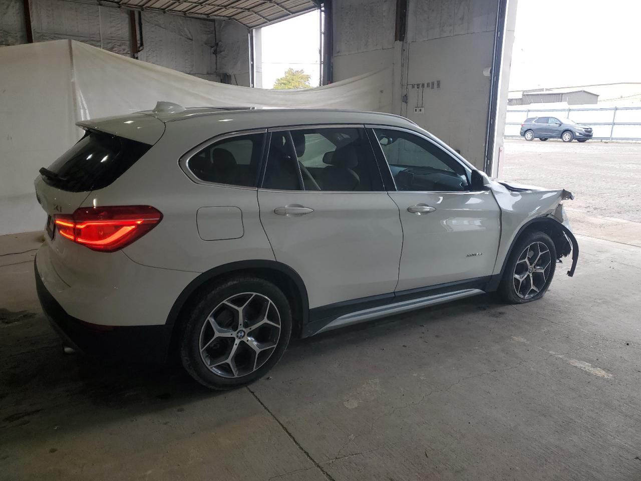 2016 BMW X1 xDrive28I - Image 3