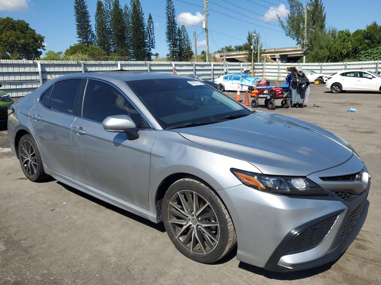 2024 Toyota Camry Se Night Shade - Фото 4