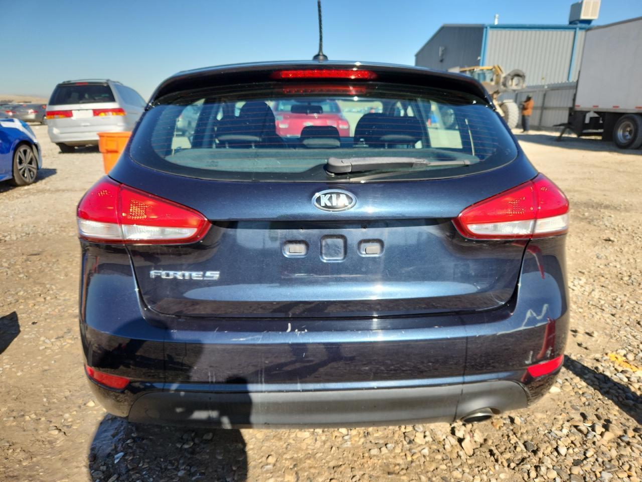 2017 Kia Forte Lx - Image 6